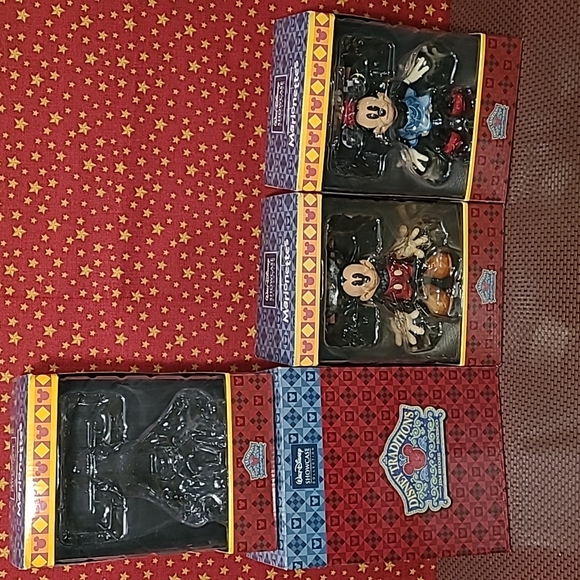 Jim Shore Disney Mickey & Minnie Marionette - Picture 1 of 12